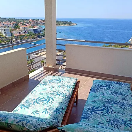 By The Sea Kanica, - 16189 *