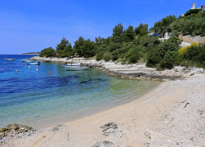 By The Sea Kanica, - 16189 *