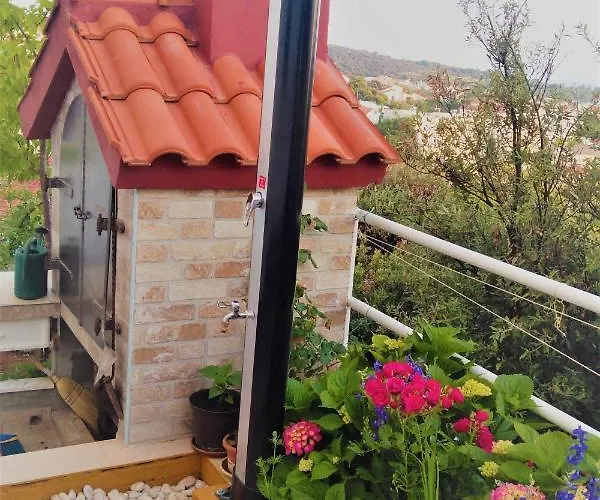 Appartement By The Sea Kanica, - 16189 *