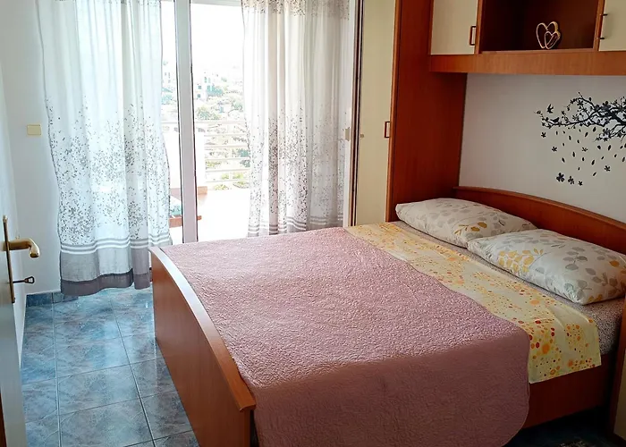 By The Sea Kanica, - 16189